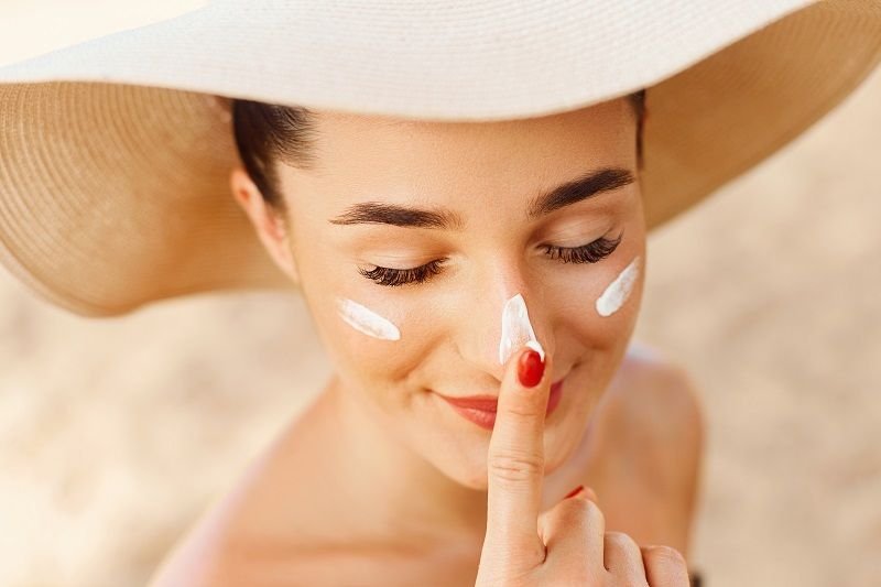 Summer Skin Care Routine: Home Remedies for Glowing Skin