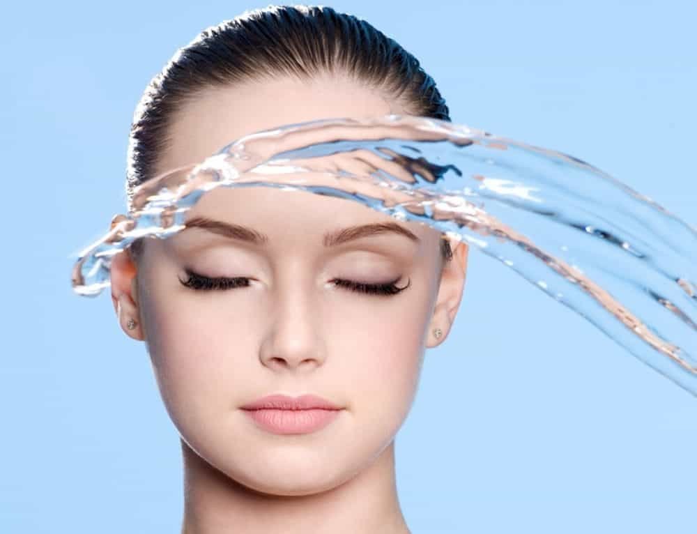The Vital Role of Hydration in Skincare: Nourishing Your Skin Inside and Outside