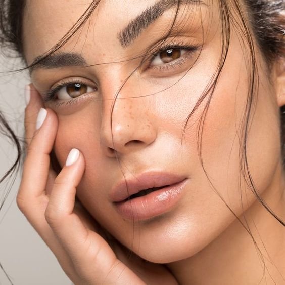 Skincare Routine for Oily Skin: Effective Strategies