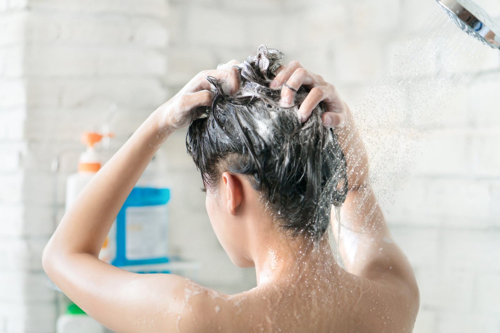 10 Hair Washing Tips from Hair Experts: Unlock the Secrets to Healthy, Luscious Locks